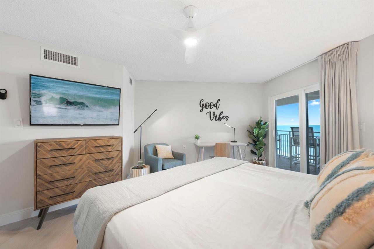 Paradise Beach Club - Oceanfront And Penthouse Satellite Beach Eksteriør billede