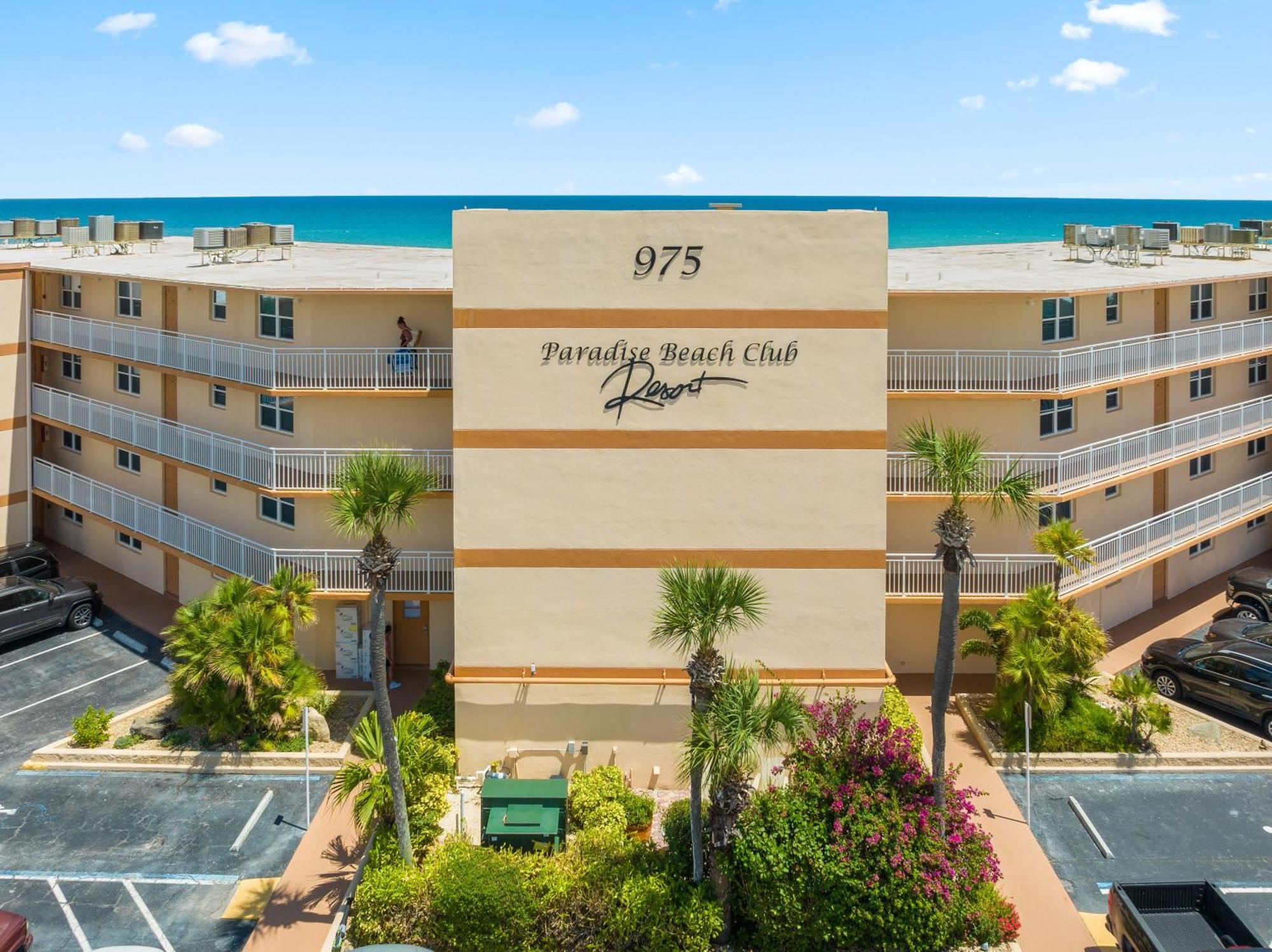 Paradise Beach Club - Oceanfront And Penthouse Satellite Beach Eksteriør billede