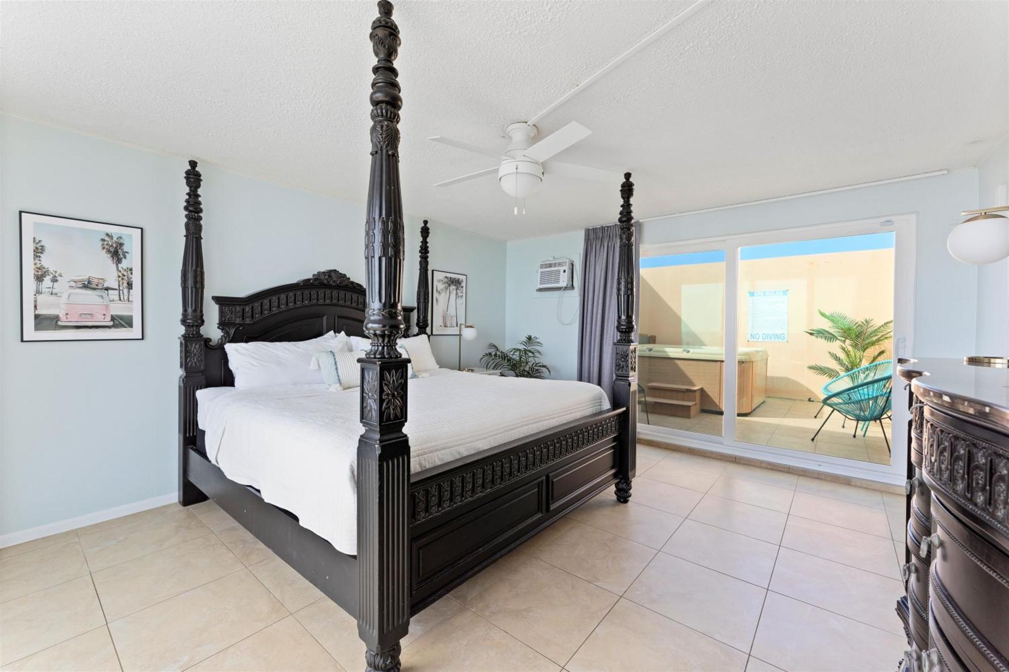 Paradise Beach Club - Oceanfront And Penthouse Satellite Beach Værelse billede